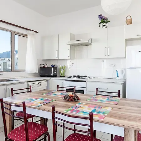 Nice Flat On Cyprus 아파트 *
